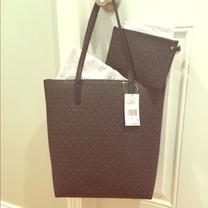 Michael Kors Hayley tote
